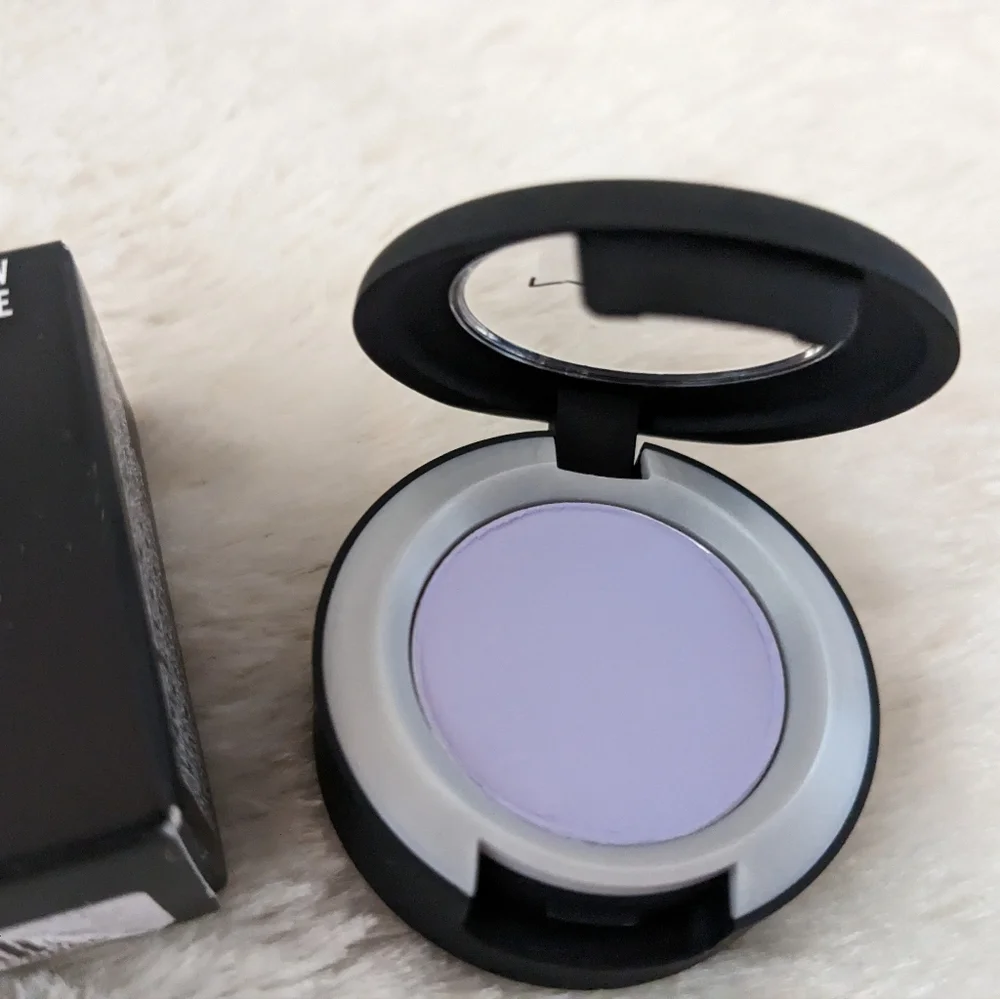 New MAC Powder Kiss Eye Shadow Such A Tulle